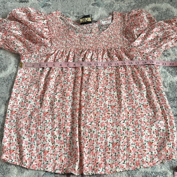 Anthropologie W5 Floral Top - Picture 9 of 10